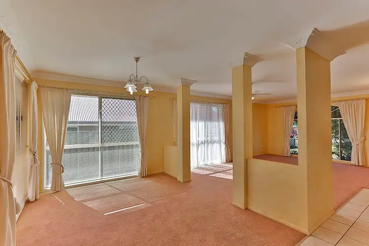 Second view of Homely house listing, 15 Buckle Court, Middle Ridge QLD 4350