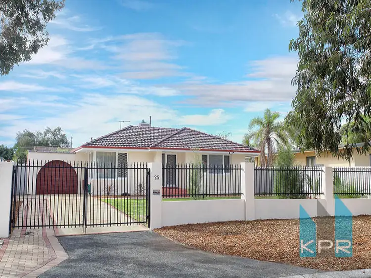 25 Tendring Way, Girrawheen WA 6064