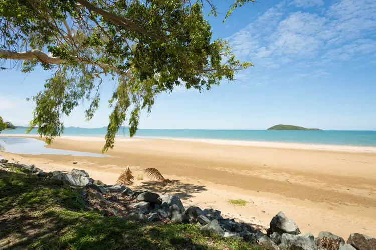 Sixth view of Homely house listing, 2 Trochus Court, Shoal Point QLD 4750