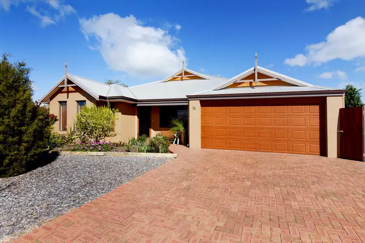16 Onslow St, Dalyellup WA 6230