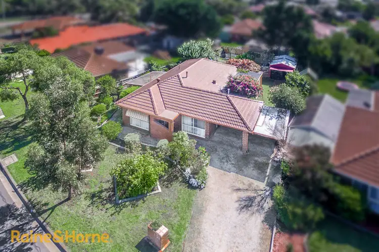 7 Carnoustie Drive, Sunbury VIC 3429