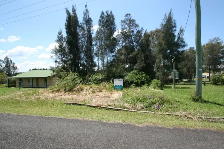 34 Warralong Street, Coomba Park NSW 2428