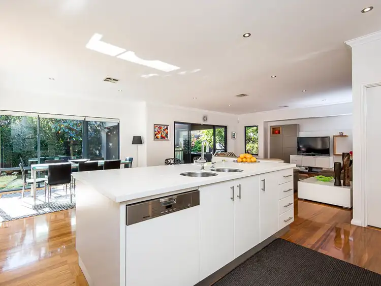 Sixth view of Homely house listing, 13 Crowley Vista, Salter Point WA 6152