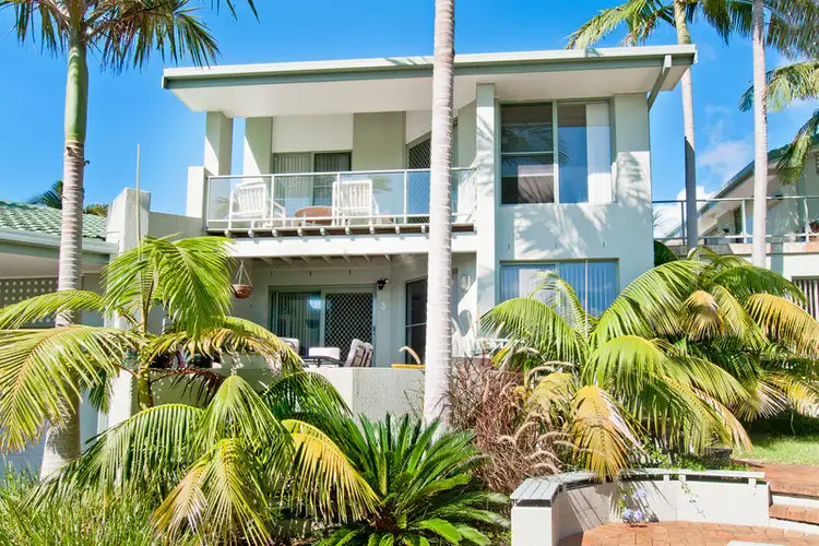 3/1649 Ocean Dr, Lake Cathie NSW 2445