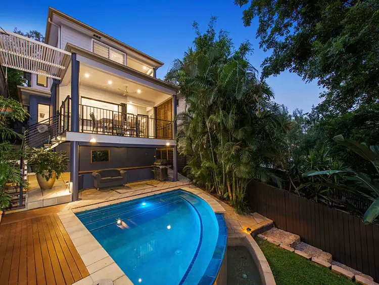 59 Carmody Road, St Lucia QLD 4067