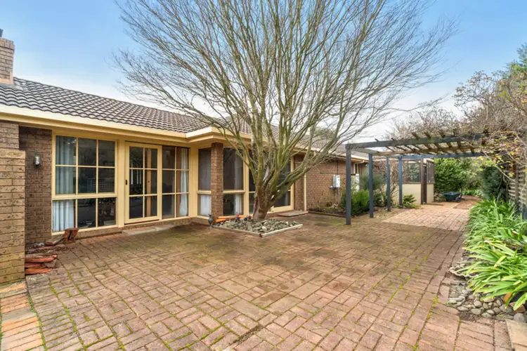 80 Kronks Lane, Woodend VIC 3442