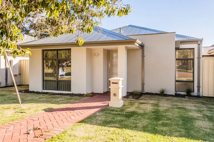 19 Foster Road, Kelmscott WA 6111