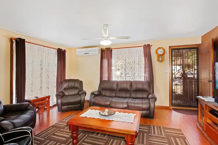 Second view of Homely house listing, 16 Westringia Place, Macquarie Fields NSW 2564
