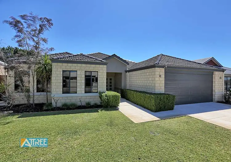 6 Temple Way, Piara Waters WA 6112