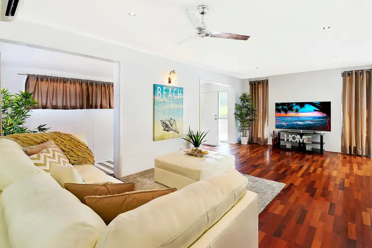 1/94 Imperial Parade, Labrador QLD 4215