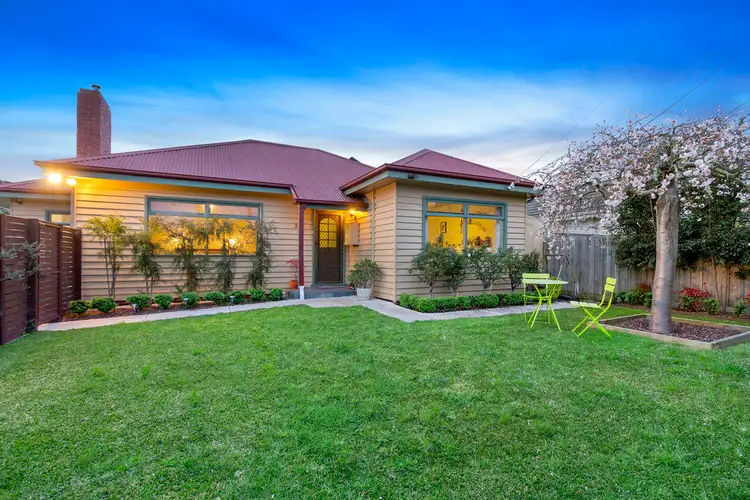 1/24 Rosslyn Avenue, Seaford VIC 3198