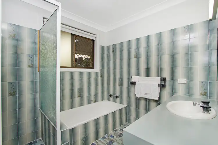 Seventh view of Homely semi-detached listing, 2 / 22 Elsie Street, Banora Point NSW 2486