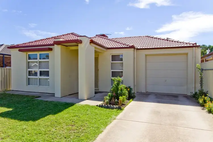 4 Napoleon Court, Paralowie SA 5108