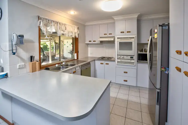Third view of Homely house listing, 5 Kiewa Valley Court, Tangambalanga VIC 3691