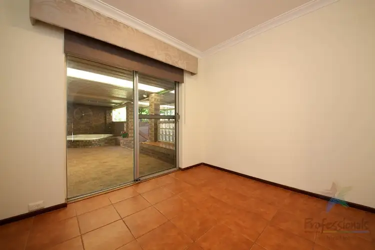 Seventh view of Homely house listing, 4 Jubilee Place, Eden Hill WA 6054