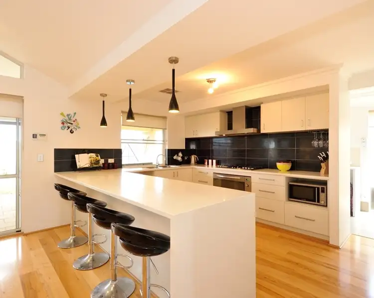 Fourth view of Homely house listing, 10 Camley Fairway, Baldivis WA 6171