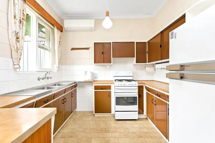 Sixth view of Homely house listing, 5 Selbourne Avenue, Rostrevor SA 5073