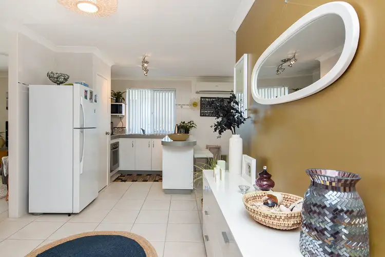 Seventh view of Homely house listing, 4 Blue Manna Place, Australind WA 6233