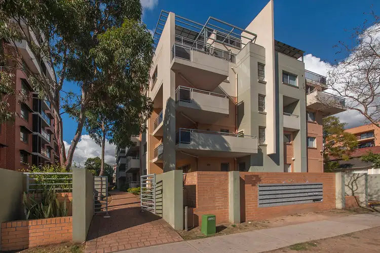 33/20-22 GEORGE STREET, Liverpool NSW 2170