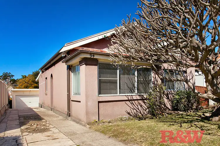 94 Blakesley Road, South Hurstville NSW 2221