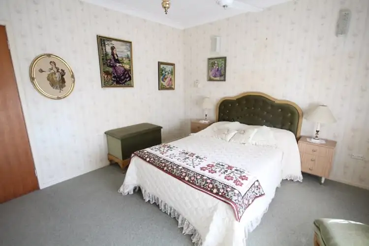 Seventh view of Homely house listing, 8 Wyoming Close, Taree NSW 2430