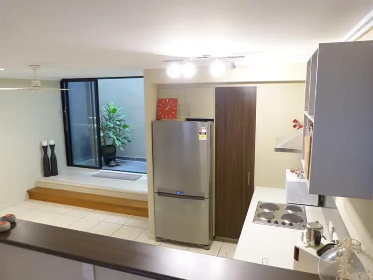 Sixth view of Homely unit listing, 12/23 Echlin Street, West End QLD 4810