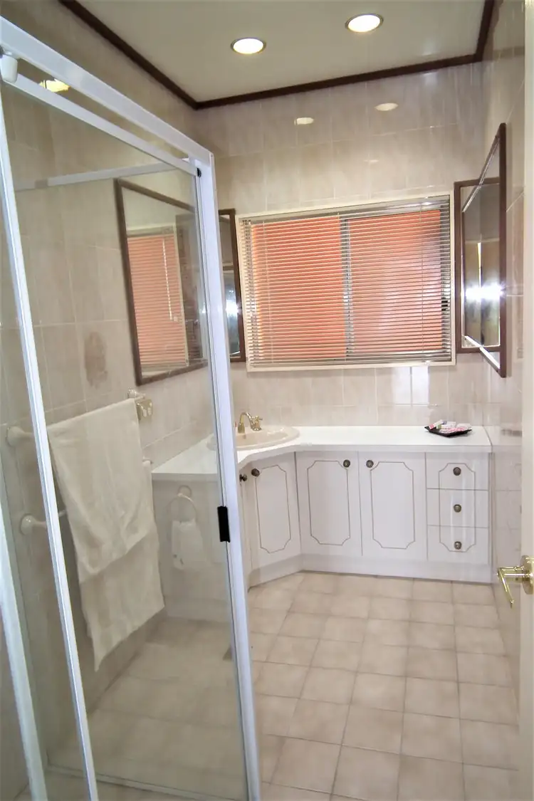 Sixth view of Homely house listing, 124 Erskine Road, Griffith NSW 2680