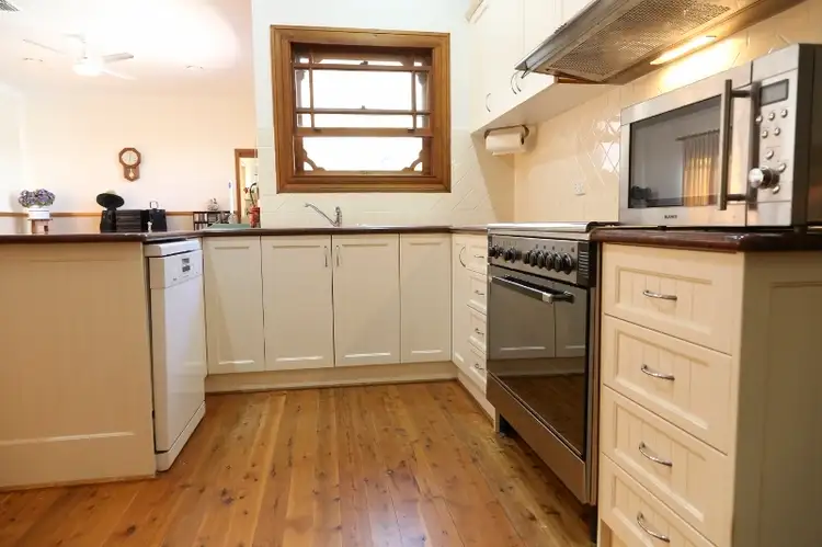 Seventh view of Homely house listing, 41 Maiden Avenue, Leeton NSW 2705