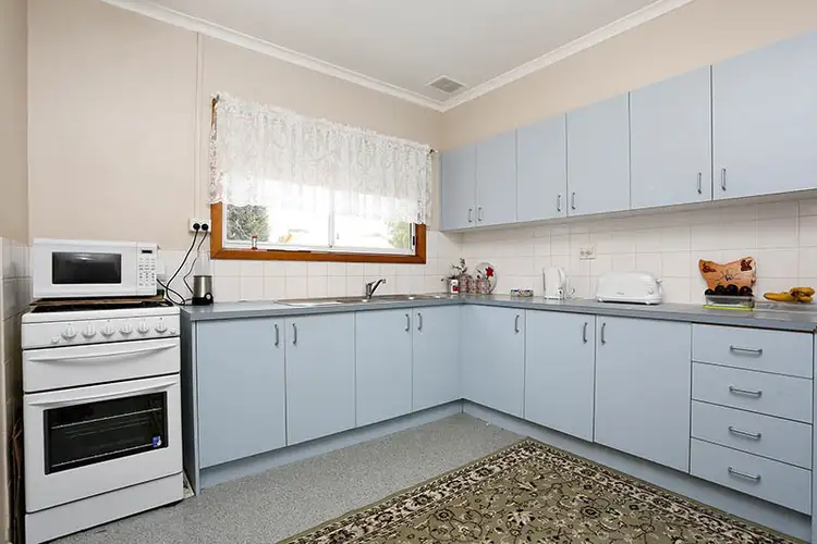 Second view of Homely house listing, 5 Detroit Crescent, Corio VIC 3214