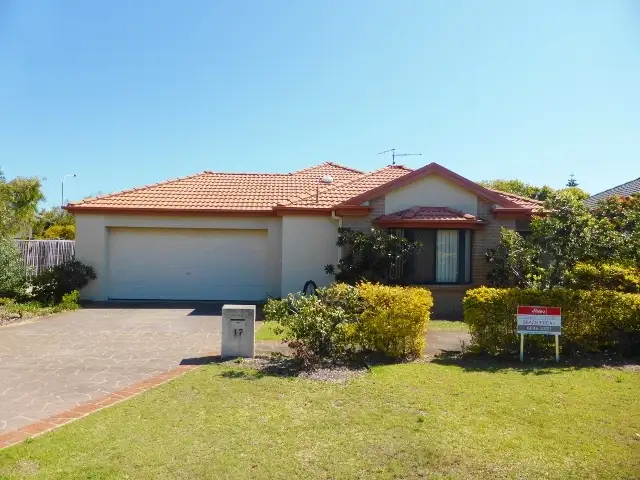 17 OCEANIA COURT, Yamba NSW 2464
