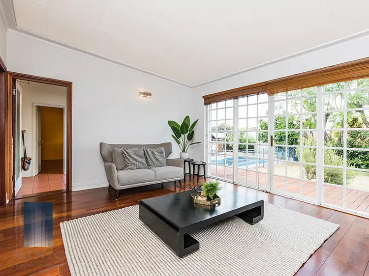 Main view of Homely house listing, 7 Isabella Crescent, Manning WA 6152