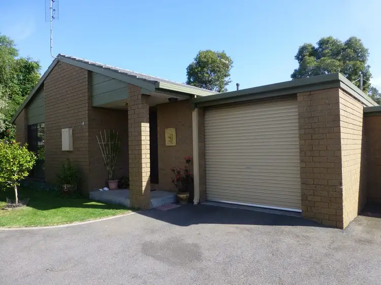 4/25 WALLACE STREET, Bairnsdale VIC 3875
