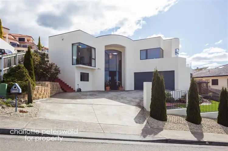 11 Shepherd Street, Sandy Bay TAS 7005