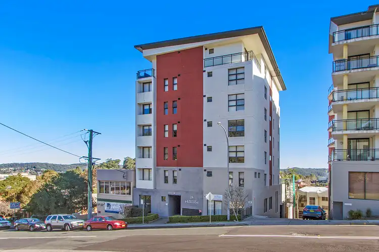 6/24 Watt Street, Gosford NSW 2250