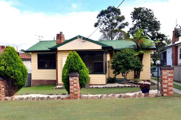 11 Melbee St, Rutherford NSW 2320