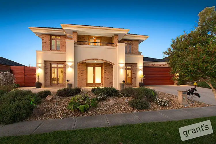 10 Marbelia Drive, Berwick VIC 3806