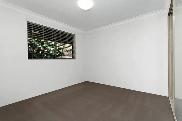 Sixth view of Homely apartment listing, 4/72-74 Talara Rd, Gymea NSW 2227