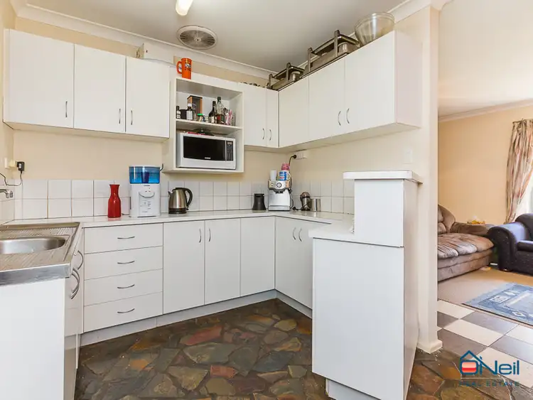 Sixth view of Homely house listing, 2 Greenwood Court, Kelmscott WA 6111