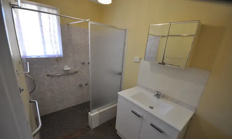 Fifth view of Homely villa listing, 4/51 Devon Road, Bassendean WA 6054