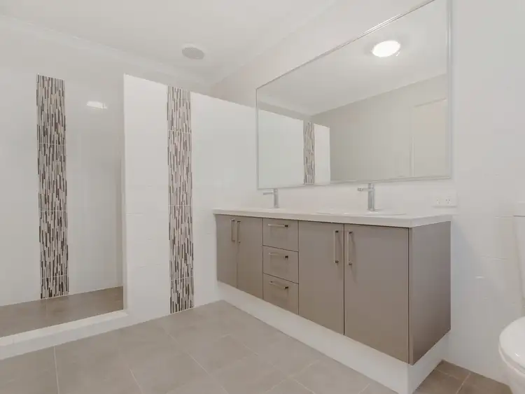 Sixth view of Homely house listing, 18 Edmonton Loop, Baldivis WA 6171