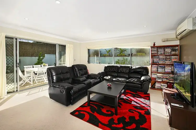 Sixth view of Homely unit listing, 2/13-15 Moore Street, West Gosford NSW 2250