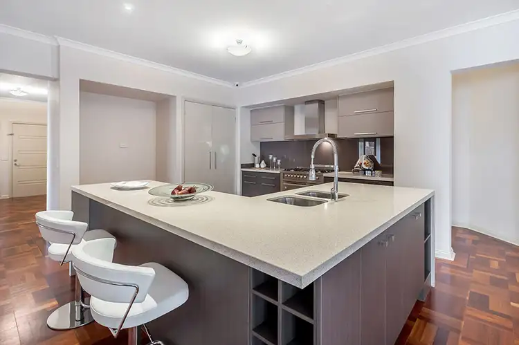 Second view of Homely house listing, 17 Cascade Terrace, Craigieburn VIC 3064