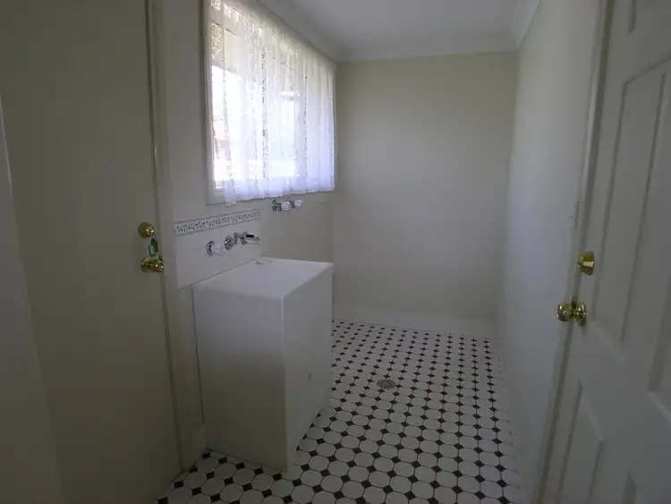 Sixth view of Homely townhouse listing, 7/ 386-388 Peisley Street, Orange NSW 2800