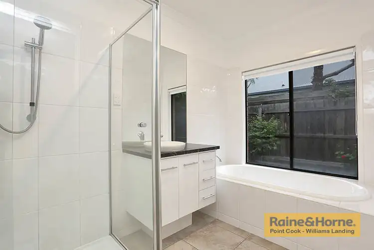 Fifth view of Homely house listing, 11 Crystal Court, Sanctuary Lakes VIC 3030