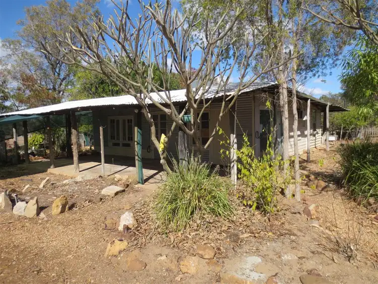 123 Rifle Range Road, Sapphire QLD 4702