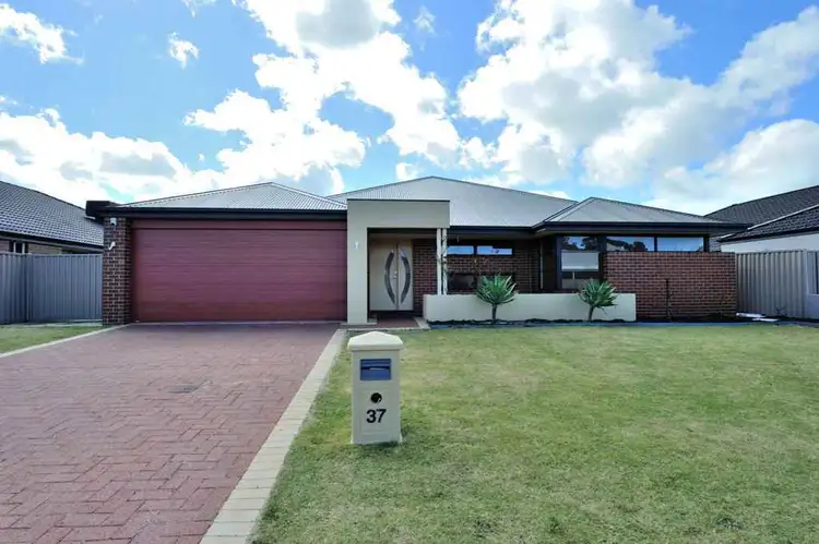 37 Heritage Park Drive, Baldivis WA 6171