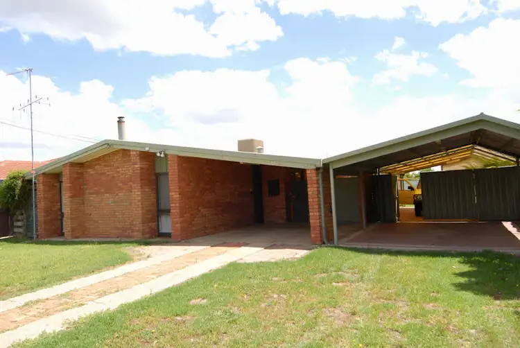 202 WARING STREET, Deniliquin NSW 2710