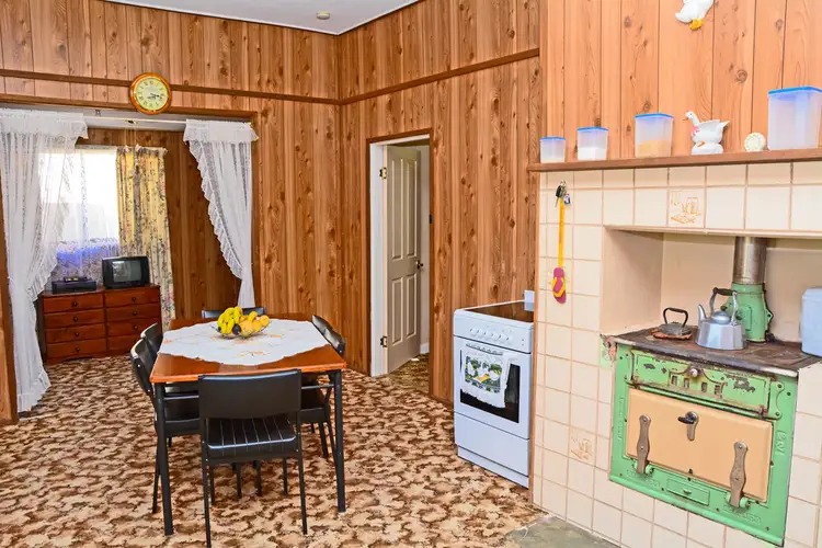 Fifth view of Homely house listing, 11 Adams, Wentworth NSW 2648