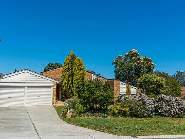 4 Burntoak Way, Kingsley WA 6026