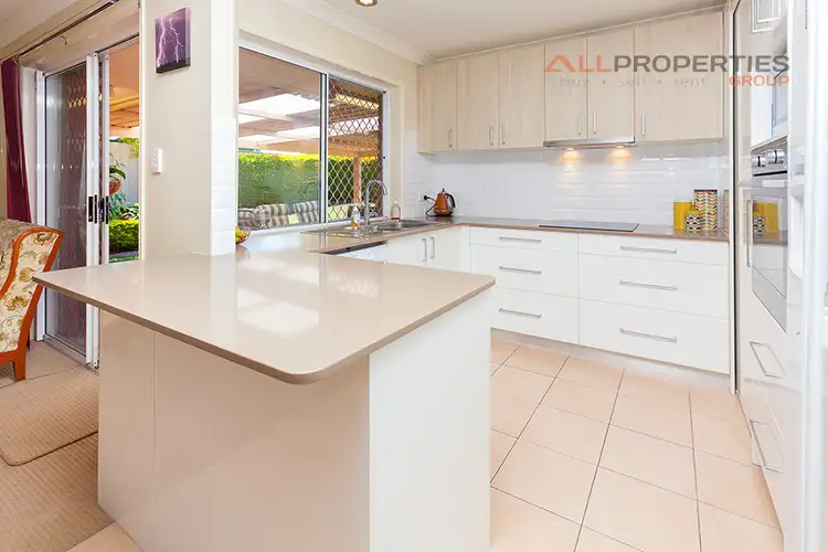 19 Vernon Court, Heritage Park QLD 4118